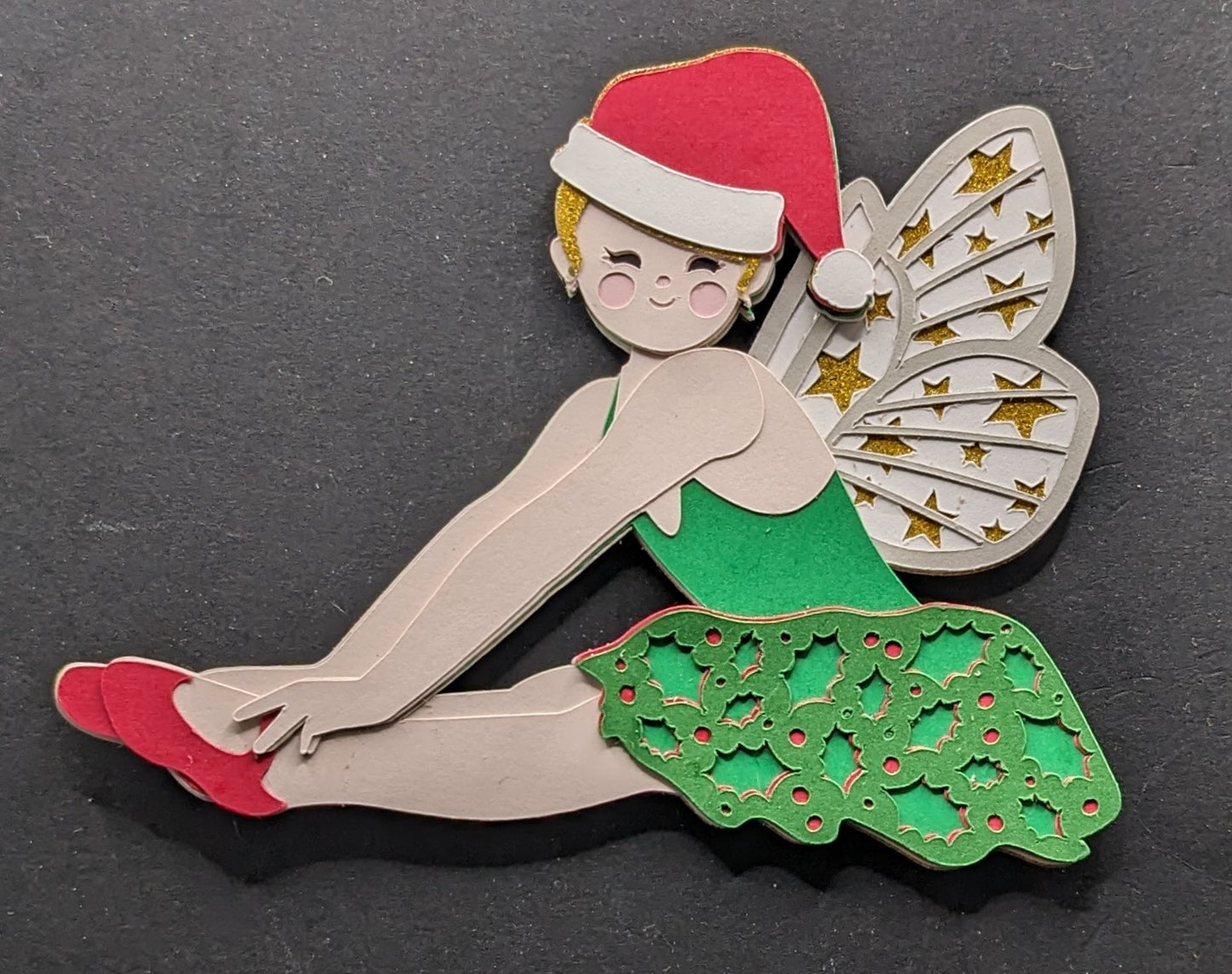 ⨠Enchanting Elegance: 3-Inch Layered Cardstock Christmas Fairy Magnet - Magical Festivity for Your Fridge! š§āāļøš²