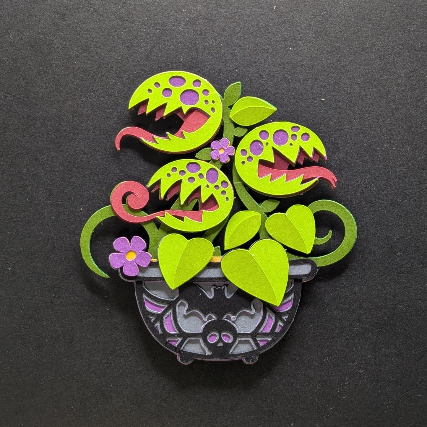 Venus Bat-Trap: Spooky Layered Cardstock Magne