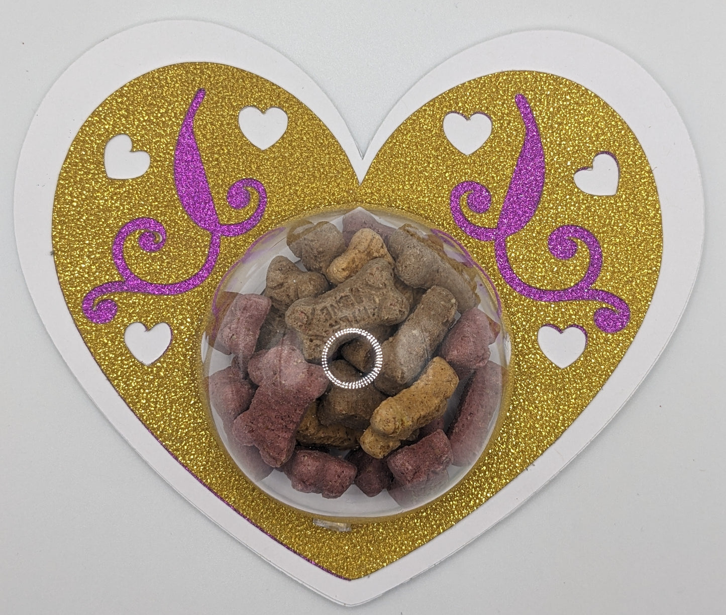 Refillable Gitter Heart Dome with Dog Treats